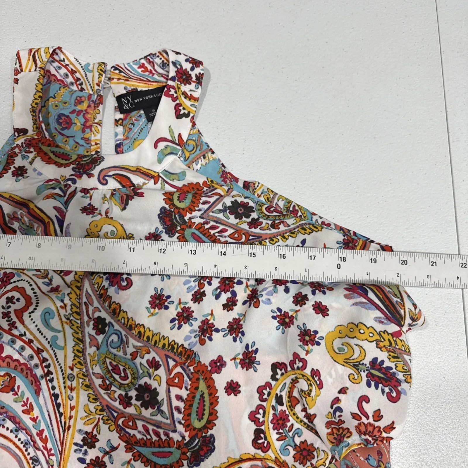 New York & Company Halter Neck Ruffled Sleeveless Top Floral Paisley Womens S Brown - Image 7