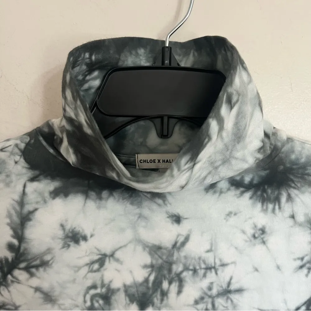 Victoria Secret Pink x‎ Chloe x Halle Women's Sz L Tie Dye Cropped Turtleneck - Image 4