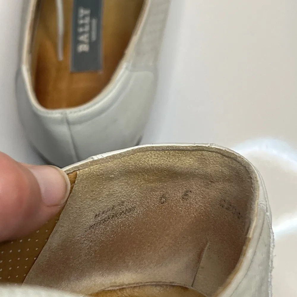 Bally Off White Woven Leather Heeled Oxfords 6.5 - Image 7