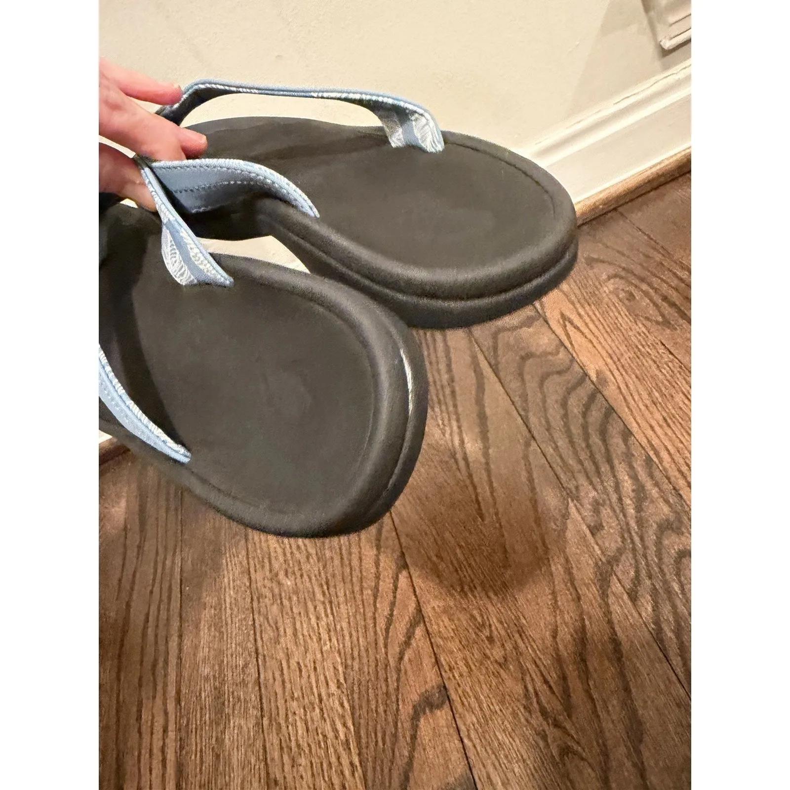 OluKai® 'Ohana Sandals Ocean Fog Blue Straps Black Sole Women's Sz 11 $80 MSRP - Image 11