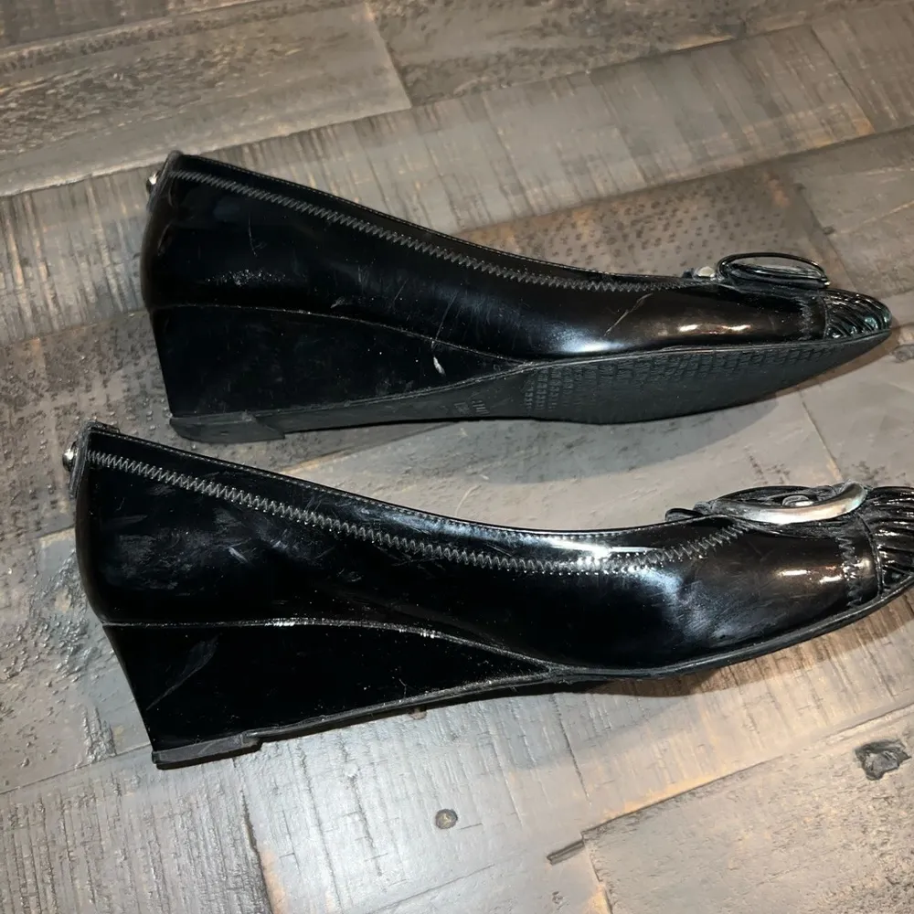 Stuart Weitzman Espadrille‎ Black Patent Wedges Size 8 - Image 7