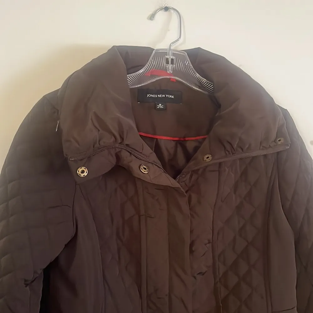 Jones New York quilted coat - Image 5