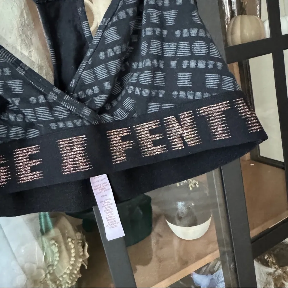 Savage x Fenty Forever savage bralette glitter logo unlined modal vneck Black Size L - Image 4