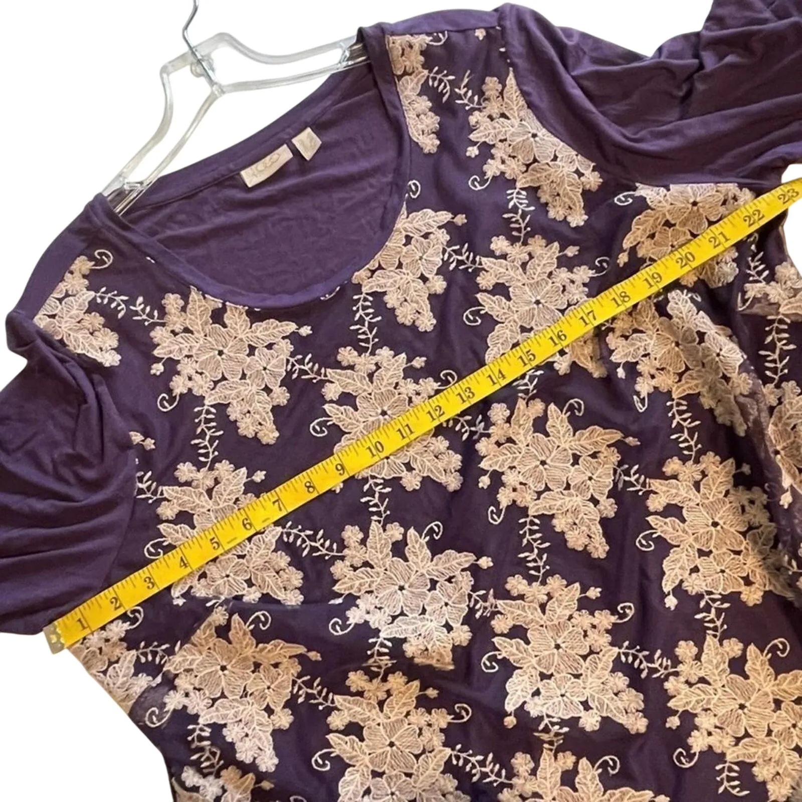 LOGO Lavish Tunic Womens Size 1X Purple & Tan Floral Embroidery Top - Image 6