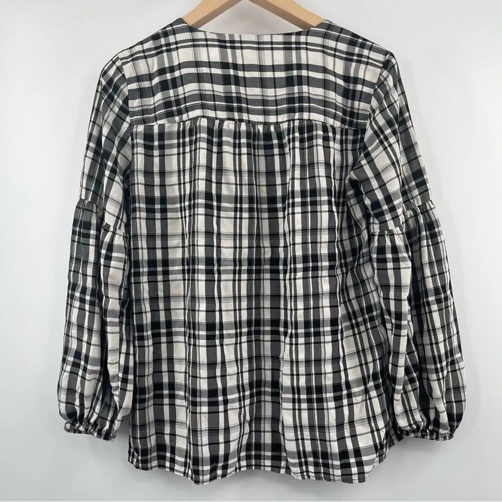 LOFT ANN TAYLOR Top Peplum Plaid Blouson Henley B&W Business Casual Size Small - Image 4