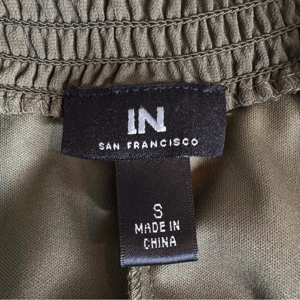 I.N. San Francisco Off Shoulder Peplum Sleeve Mini Dress Olive Green Size S NWT - Image 4