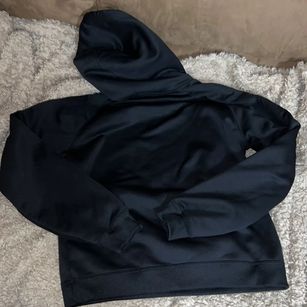 BLACK women under armour sweatshirt - Image 5