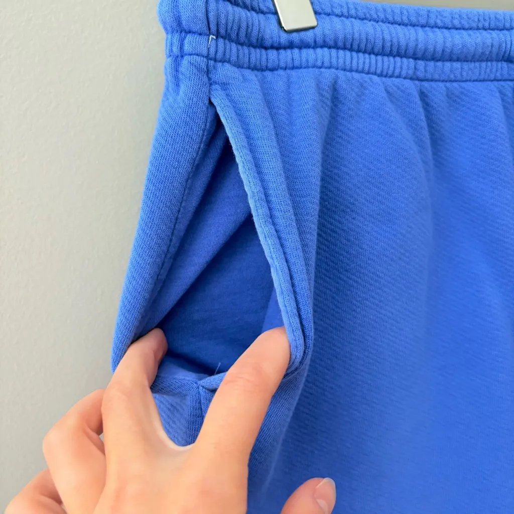 Universal Thread Pull on Shorts Blue Sz Medium - Image 2