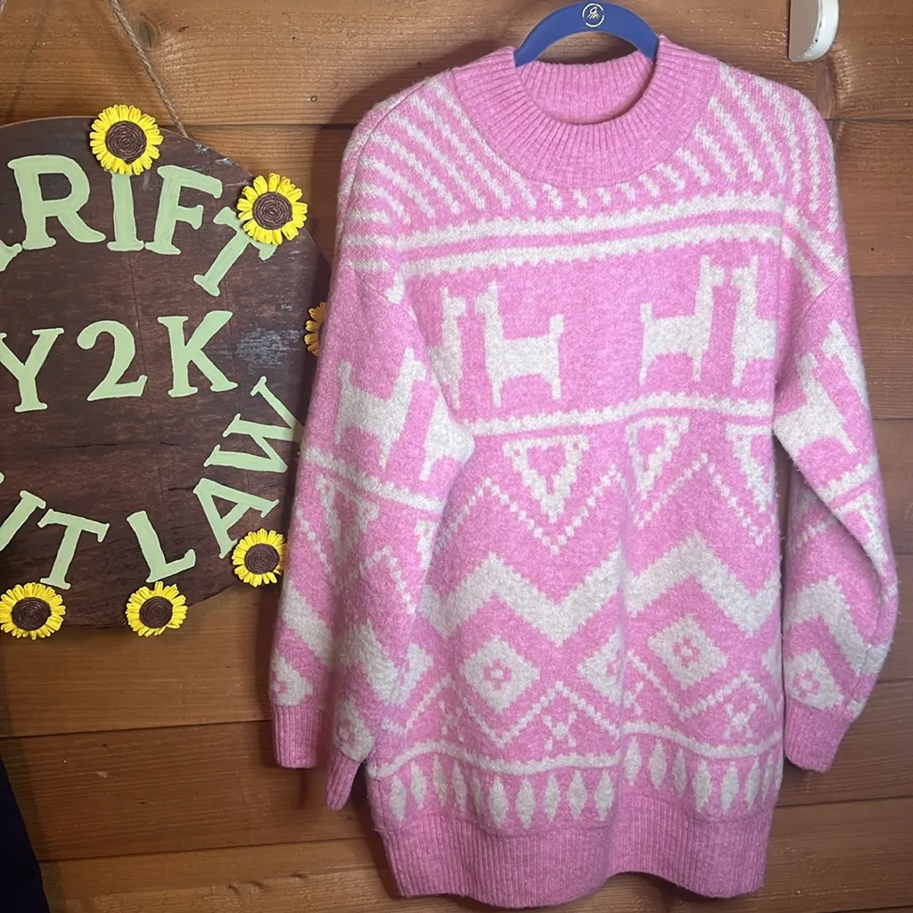 H&M MAMA LLAMA JACQUARD Knit Pink Sweater Holiday Wool Oversize Maternity Cozy - Image 2