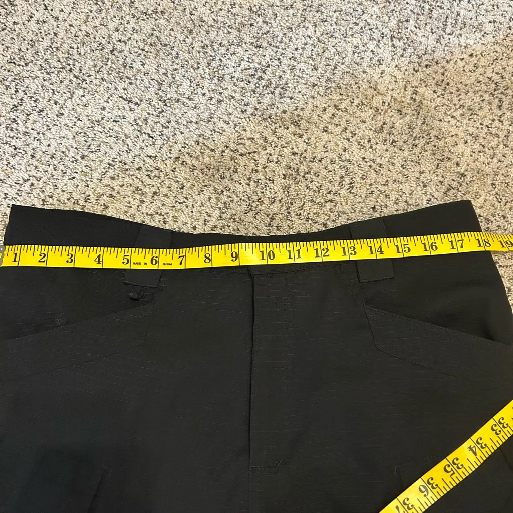 Women's Black Cargo Pants Size XL - Image 4