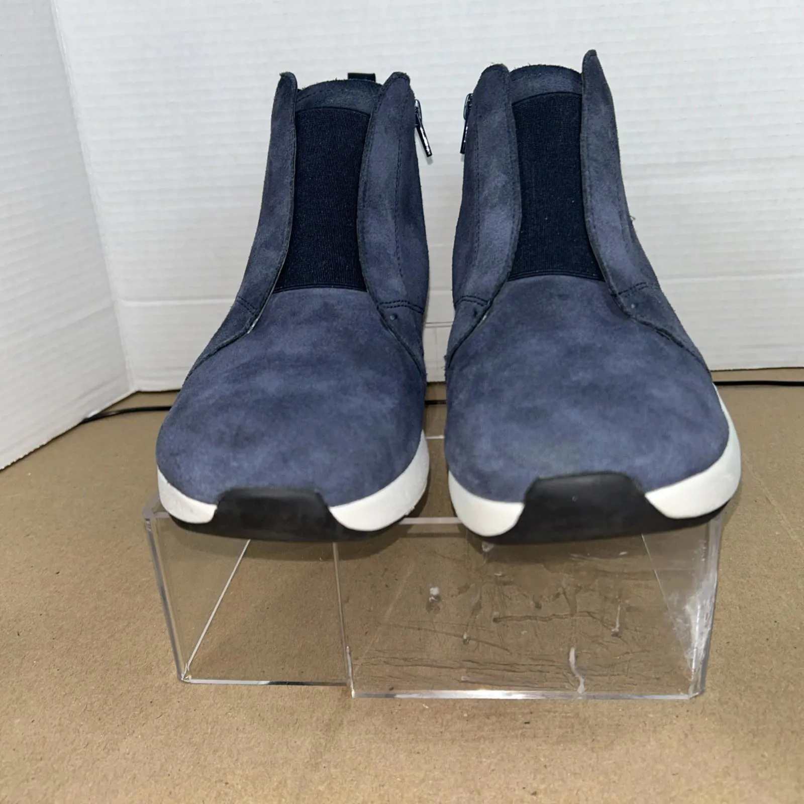 OTBT Shoes Womens Size 9.5 Bethel Blue Suede Leather Zip Ankle Booties - Image 4