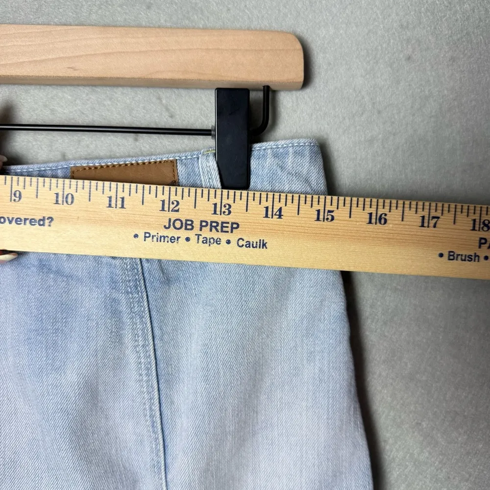 American Eagle Women's Denim Button-up Light Wash Skirt Raw Hem Pockets size 4 - Image 10