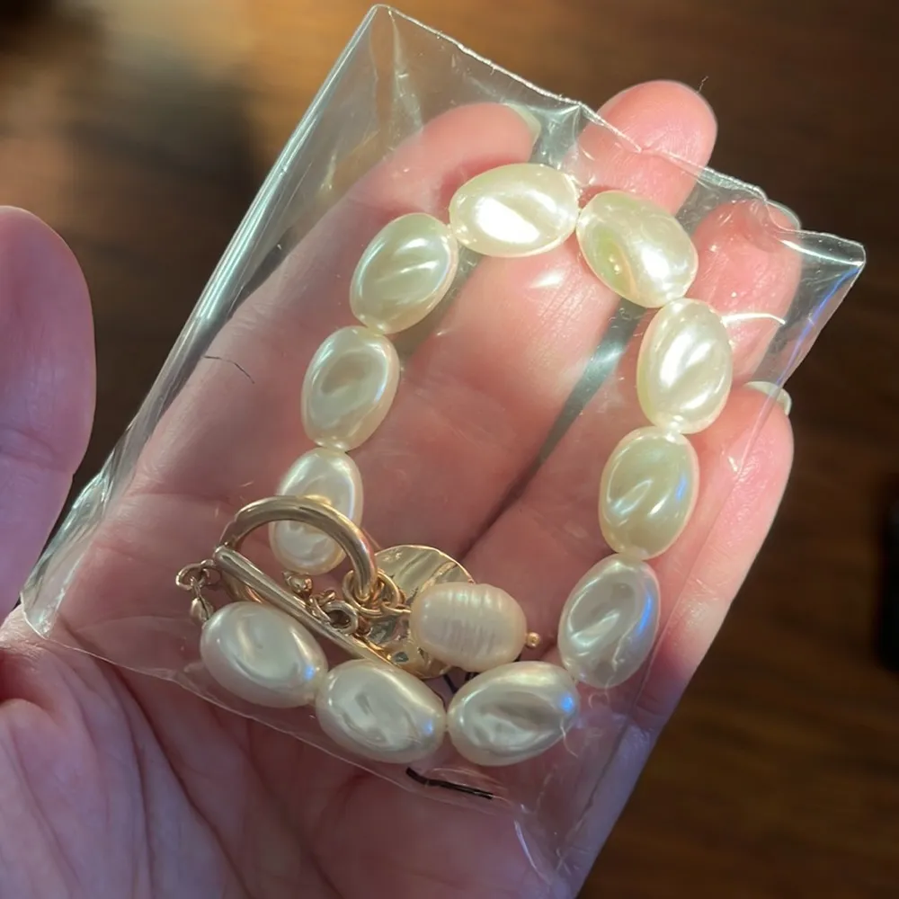 New Avon freshwater pearl bracelet - Image 6