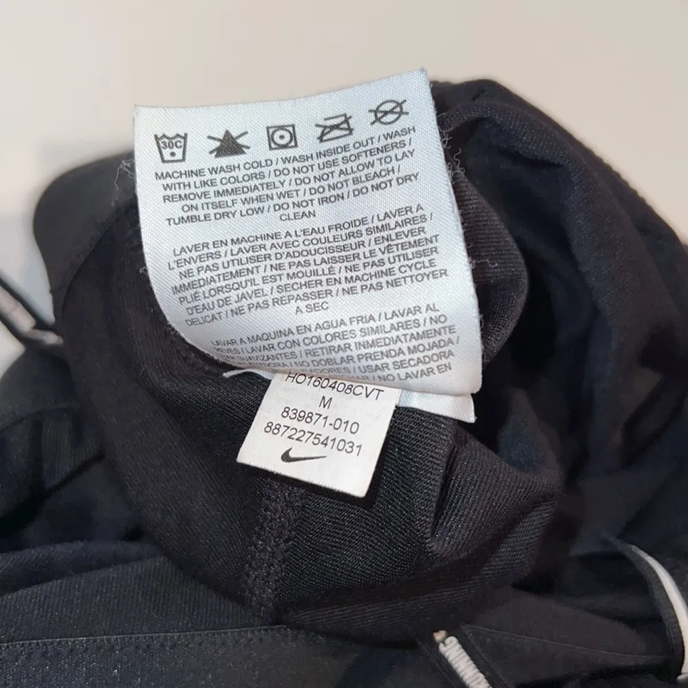 Nike  dri fit relay crop tights capri black running active medium training - Image 9