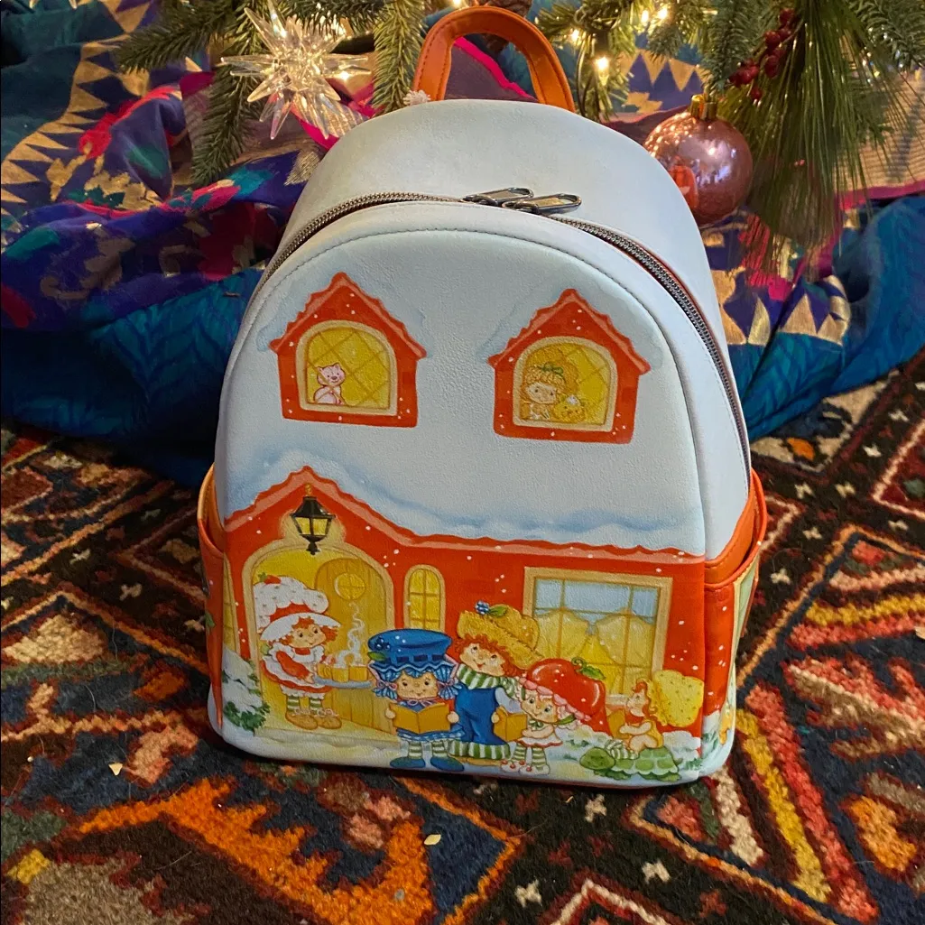 Loungefly NWT Strawberry Shortcake And Friends Caroling Holiday Mini Backpack - Image 8