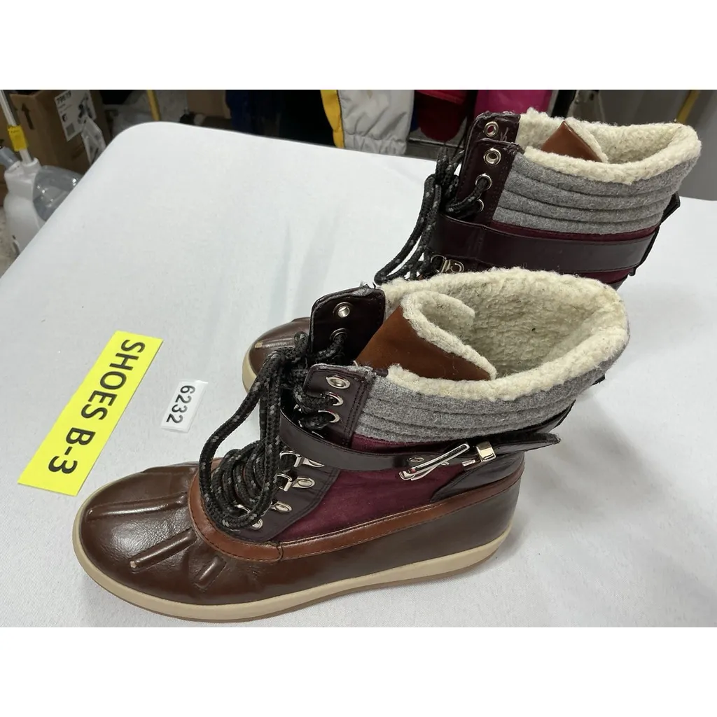Womans Call It Spring Duck Boots 7 Brown Maroon Lace Up Lined - Image 3