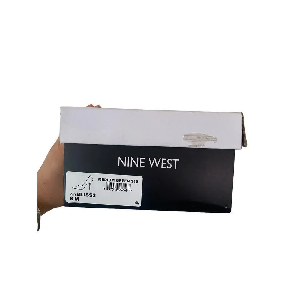 NWT RARE Nine West Medium Green Patent Leather Bliss Pointy Toe Pumps - Size 8 - Image 7