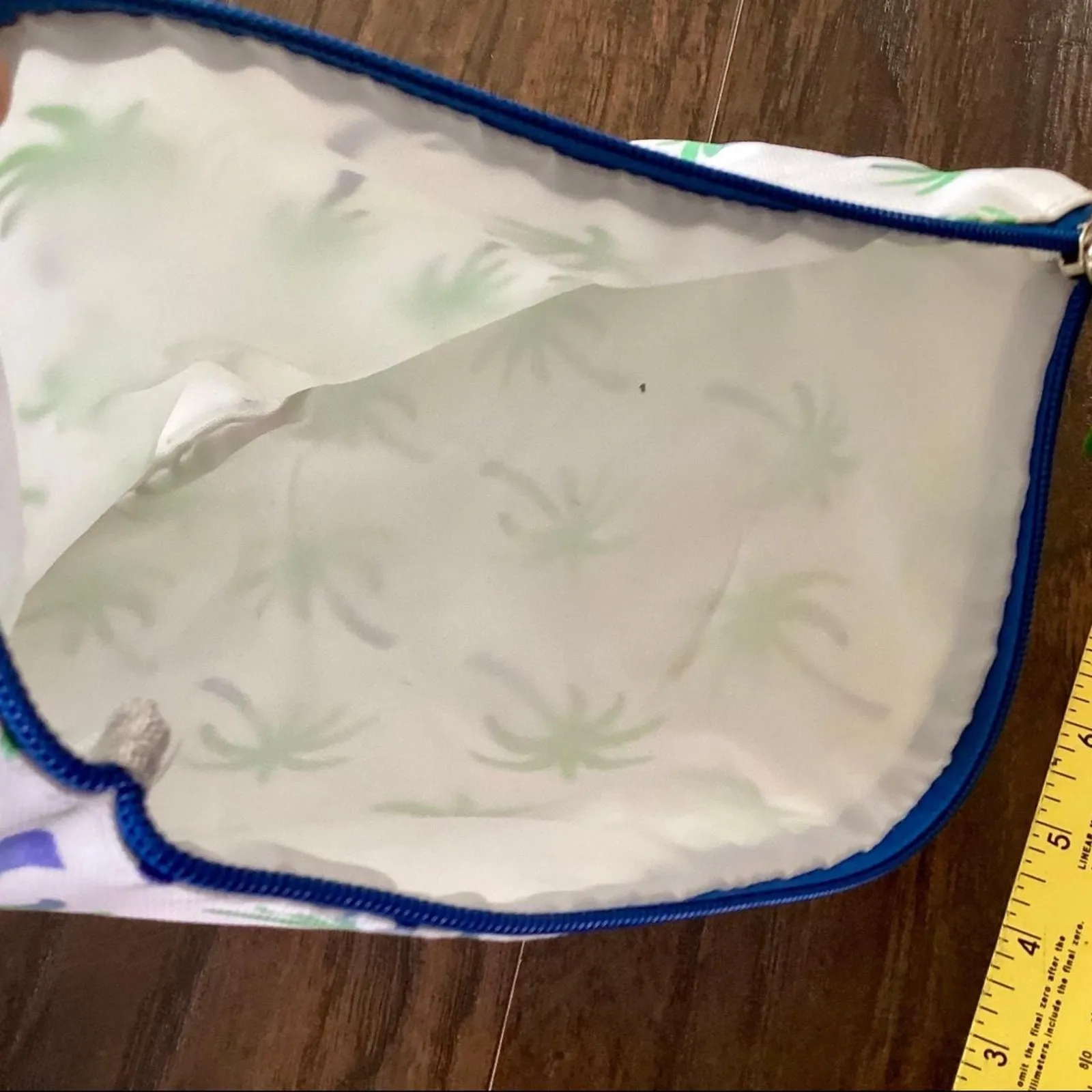 Palm Tree Pattern Zip Pouch White - Image 5