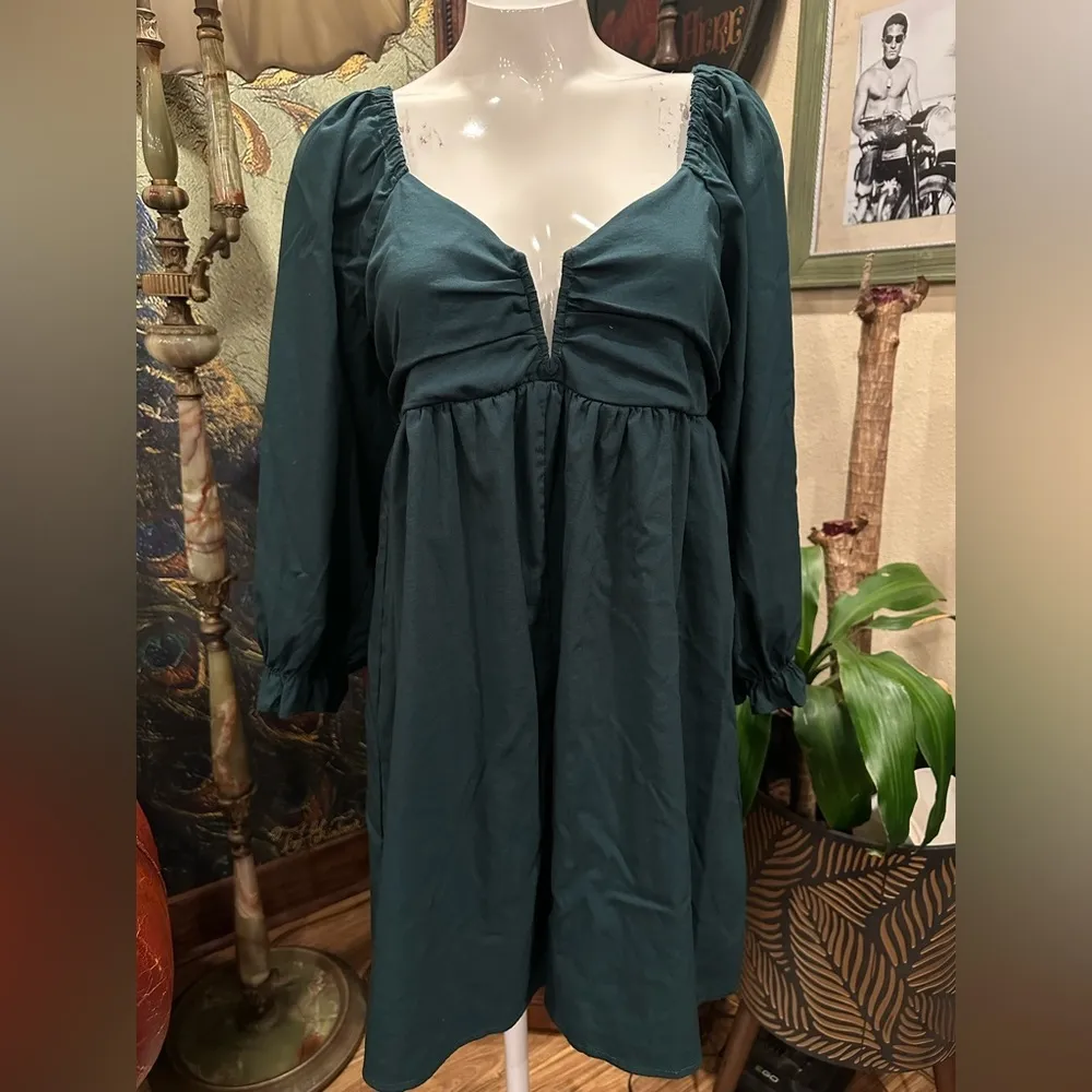 EUC ENTRÓ ANTHROPOLOGY HUNTER GREEN JUMPER/ mini DRESS LONG SLEEVE - Image 2