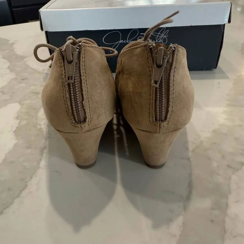 Jaclyn Smith Effie Taupe Lace Up Back Zip Wedge Sandals Women's 7M Tan Summer - Image 2