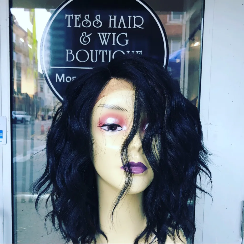 Wig short wavy swisslace lacefront wig Black - Image 2