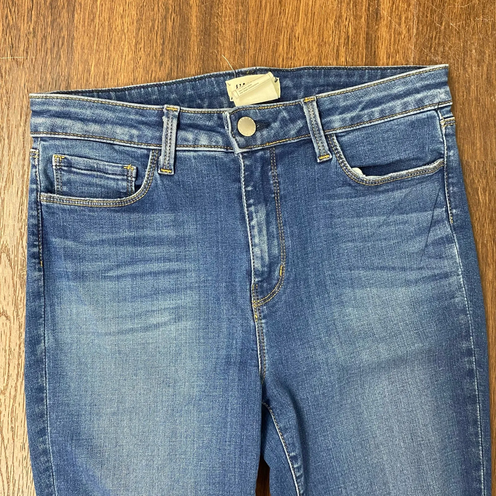 L'agence Distressed Margot High-Rise Light Breeze Cropped Skinny Jeans 28/6 - Image 3