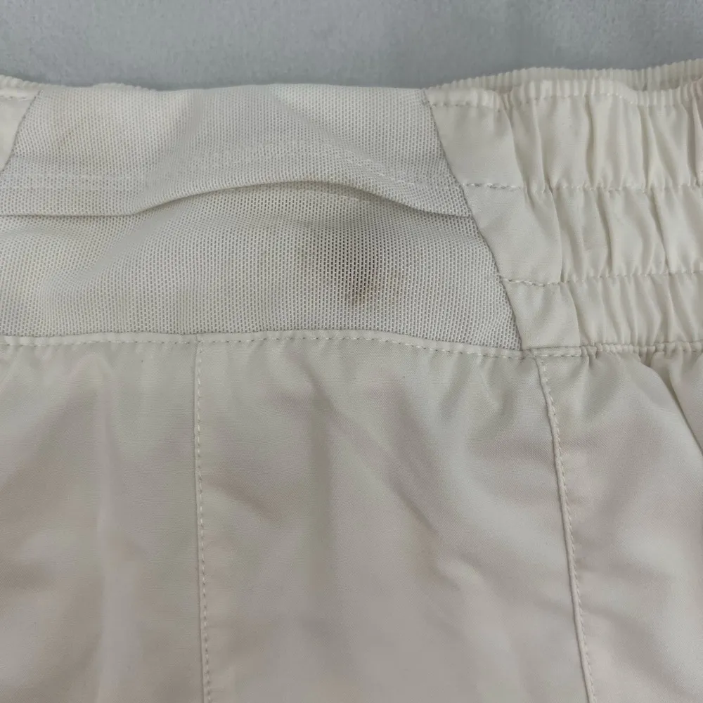 Nike Women's One Dri-FIT High-Waisted 3" 2-in-1 Shorts XS - Image 7