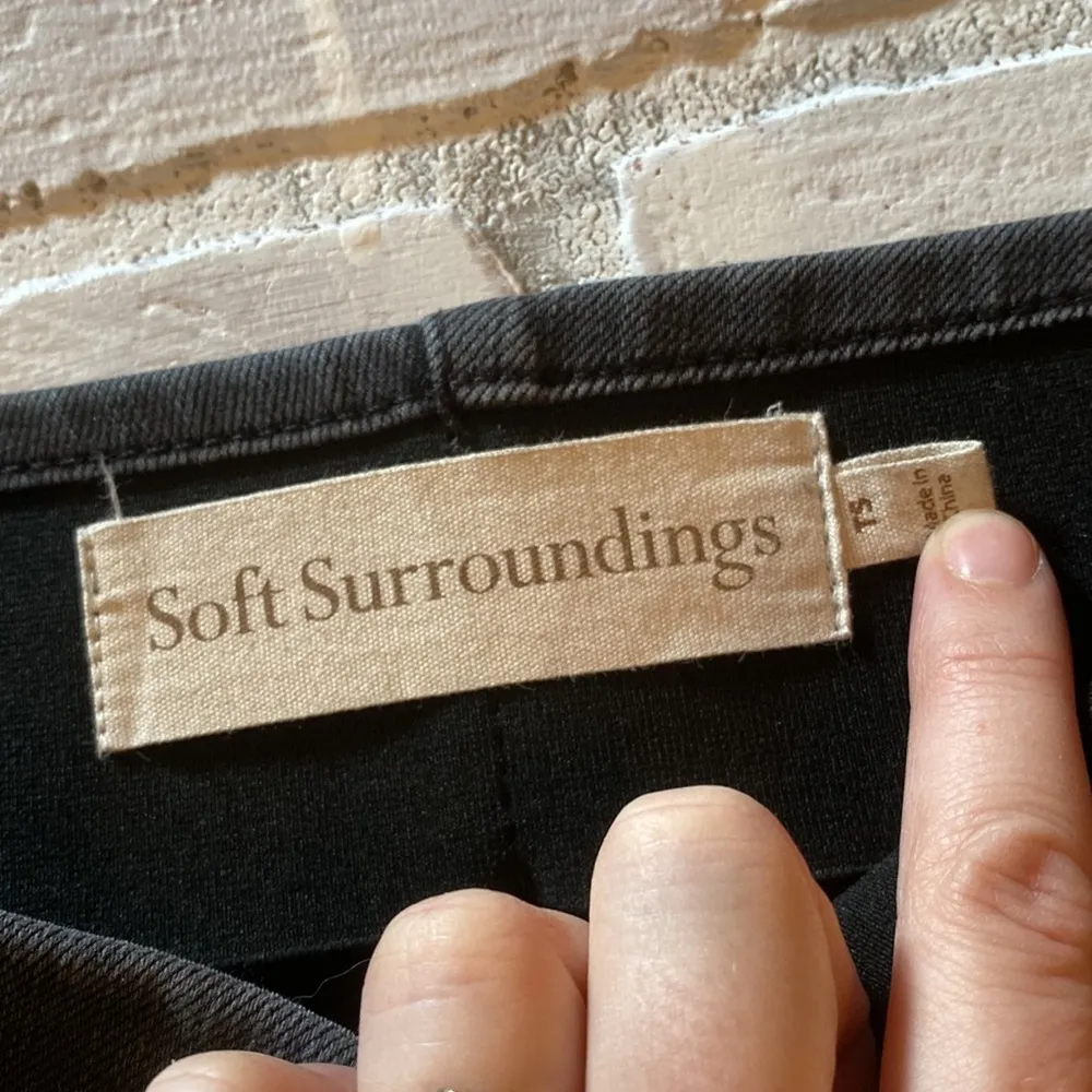 Soft Surroundings the ultimate denim pull on skinny Jean in faded black - Image 5