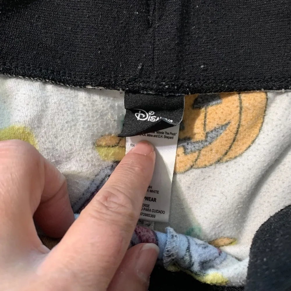 Disney Whinny the Pooh Eeyore Halloween joggers women's size medium - Image 3