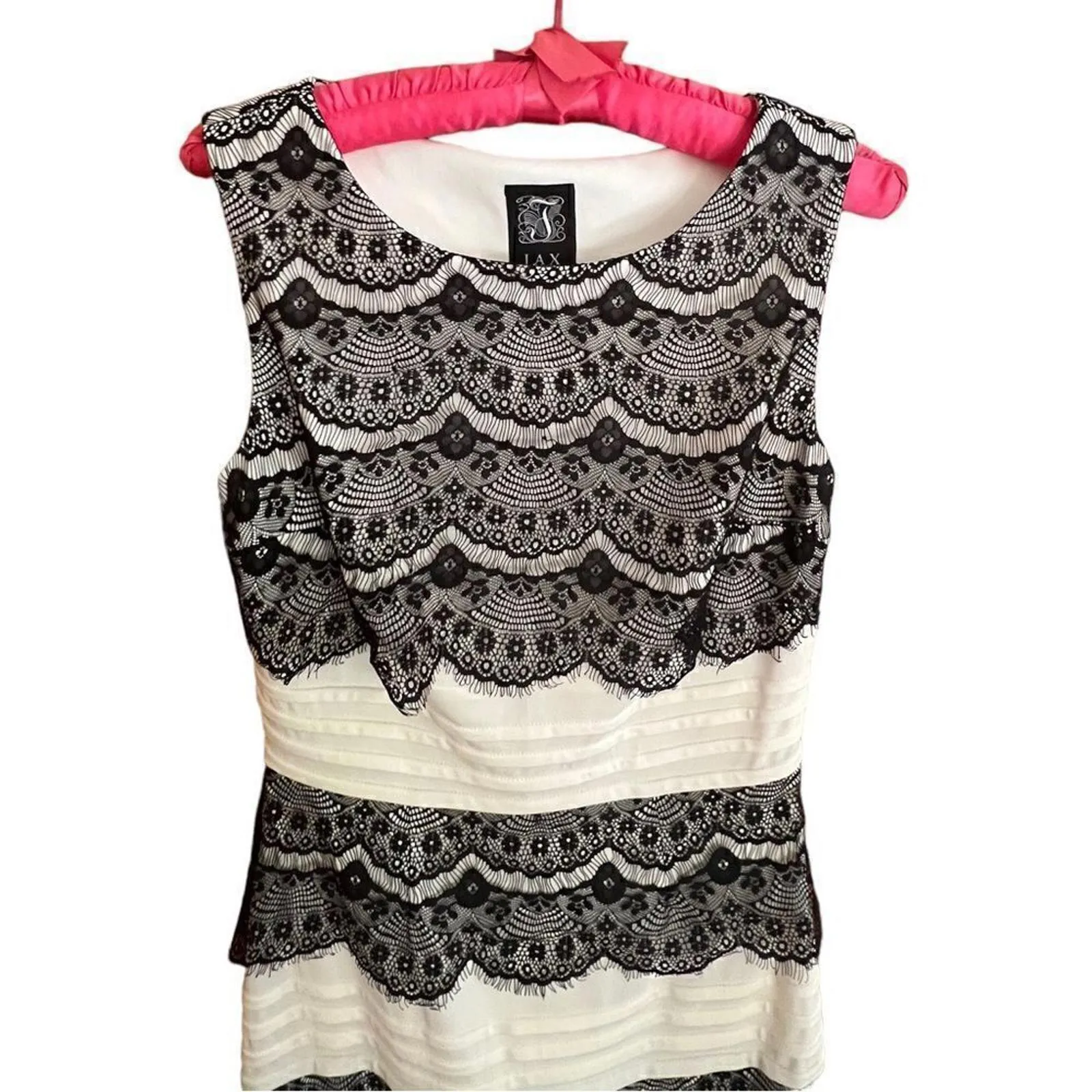 Jax black and cream banded tank dress with black lace detail size 6 - Image 2