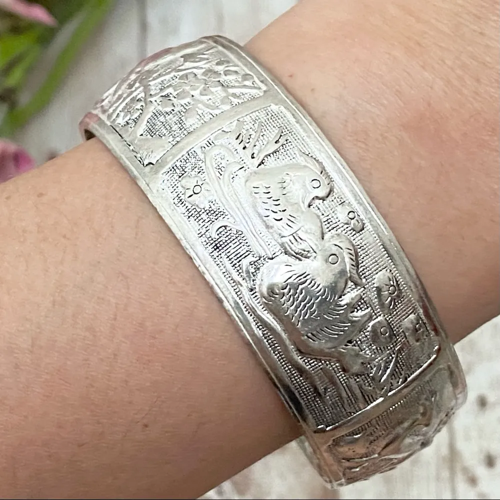 Unsigned Silver - Image 2