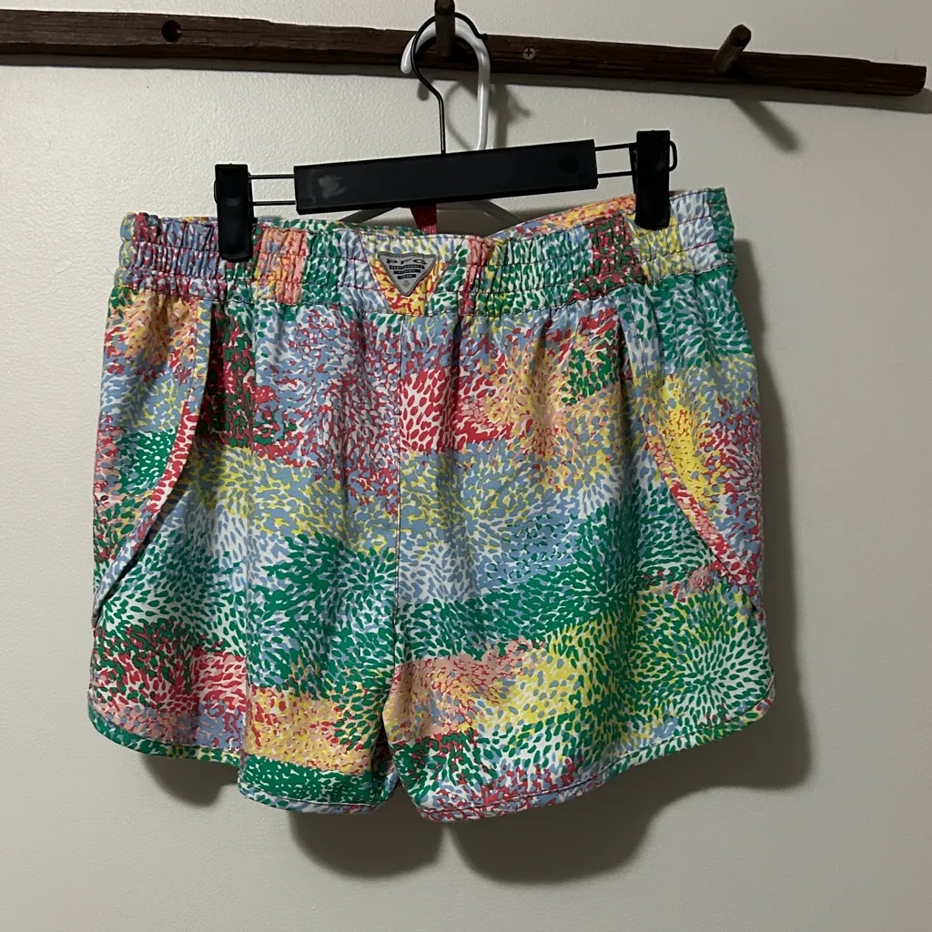 Columbia Multicolor Women's Athletic Shorts size M - Image 2