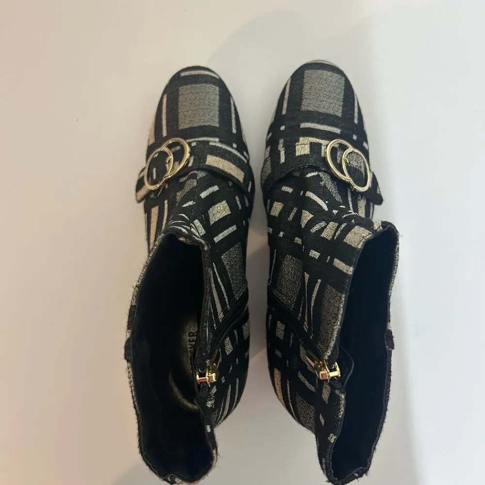 Bleecker & Bond Black Silver Lacey Plaid Buckle Zip Heeled Booties Size 8.5 - Image 6