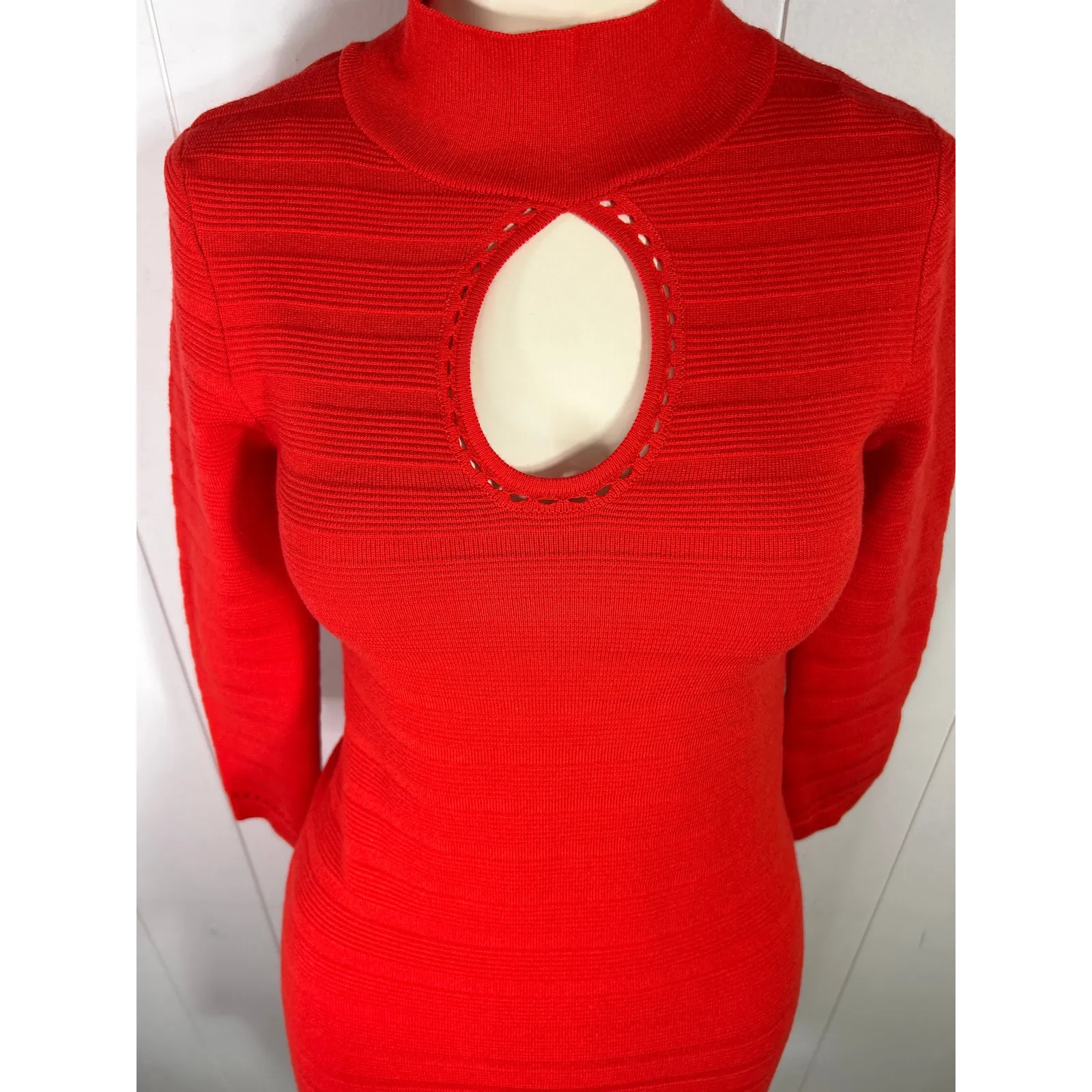 Guess women’s red bodycon sweater dress with mock neck and keyhole cutout Size S - Image 5