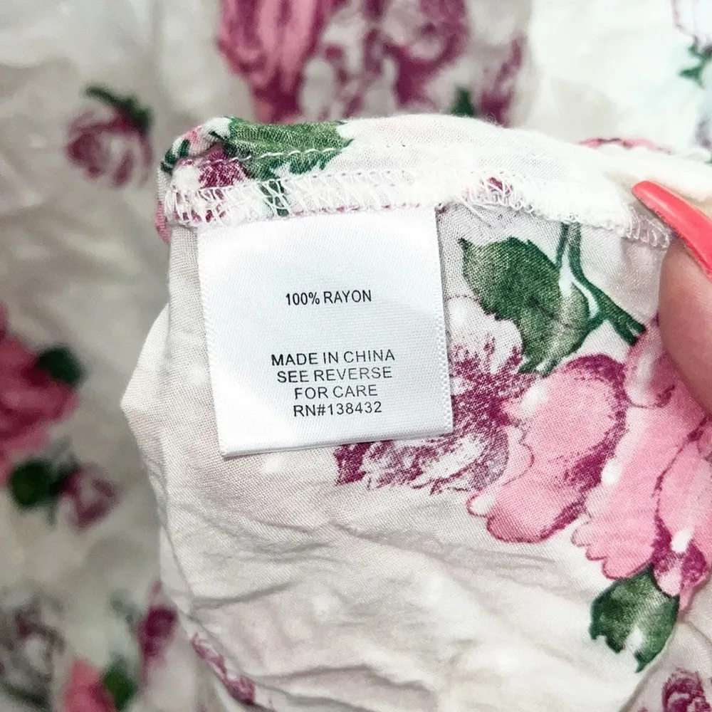 ModCloth Pink And White Rayon 3/4 Sleeve Floral Swiss Dot Tie Neck Blouse - Image 5