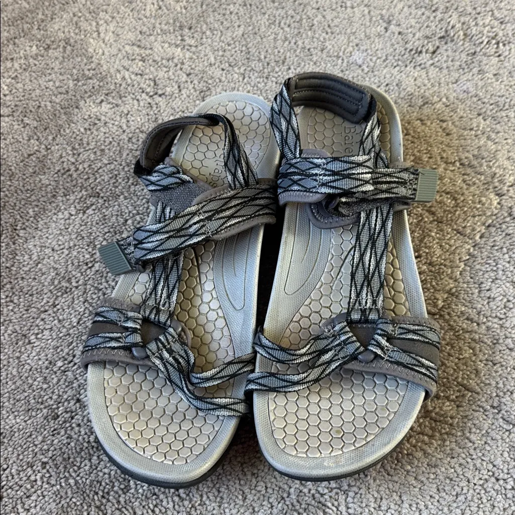 Baretraps Sandals SIZE 7.5M - Image 4