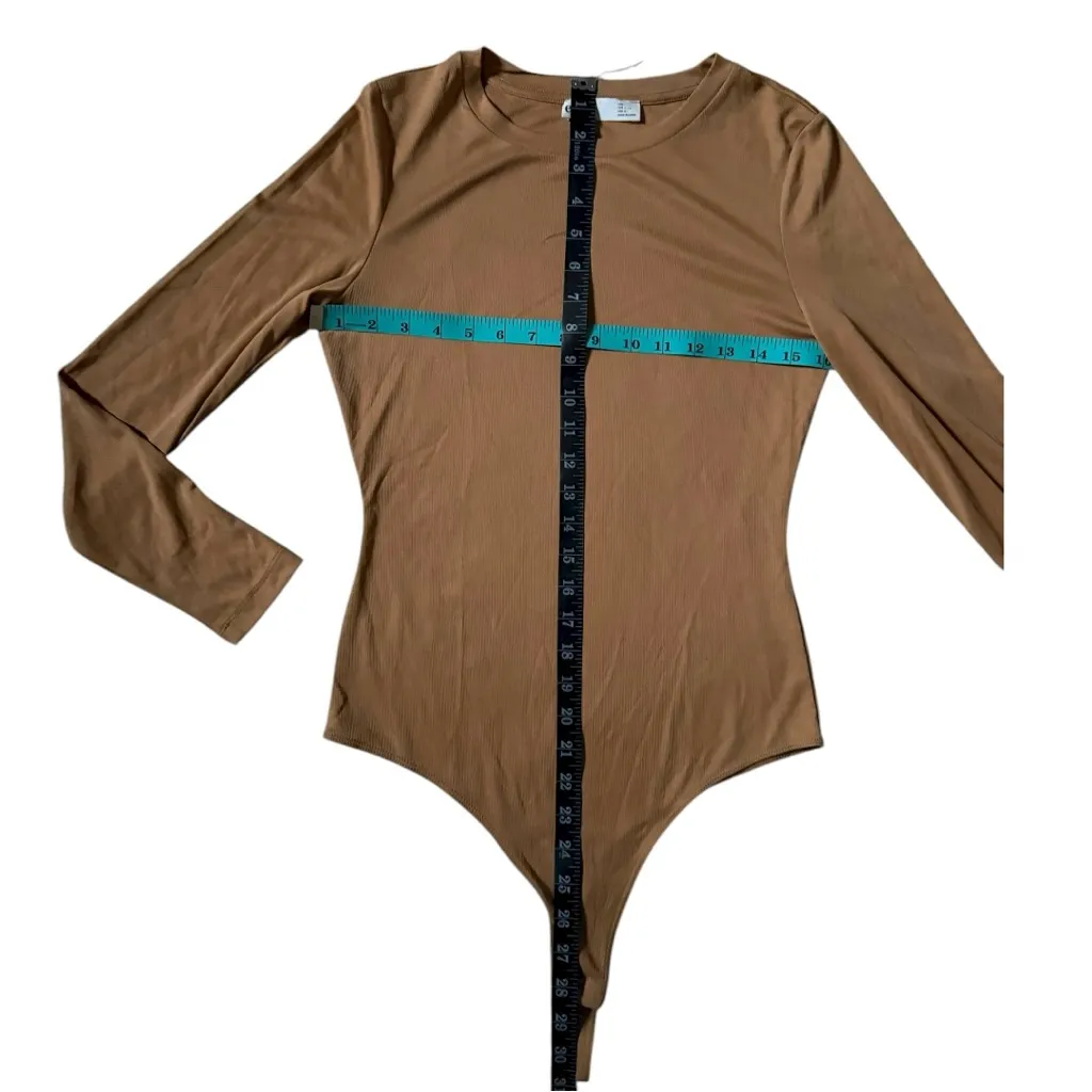 ELODIE Tan Ribbed Crewneck Long Sleeve Thong Bodysuit NWOT - Image 3