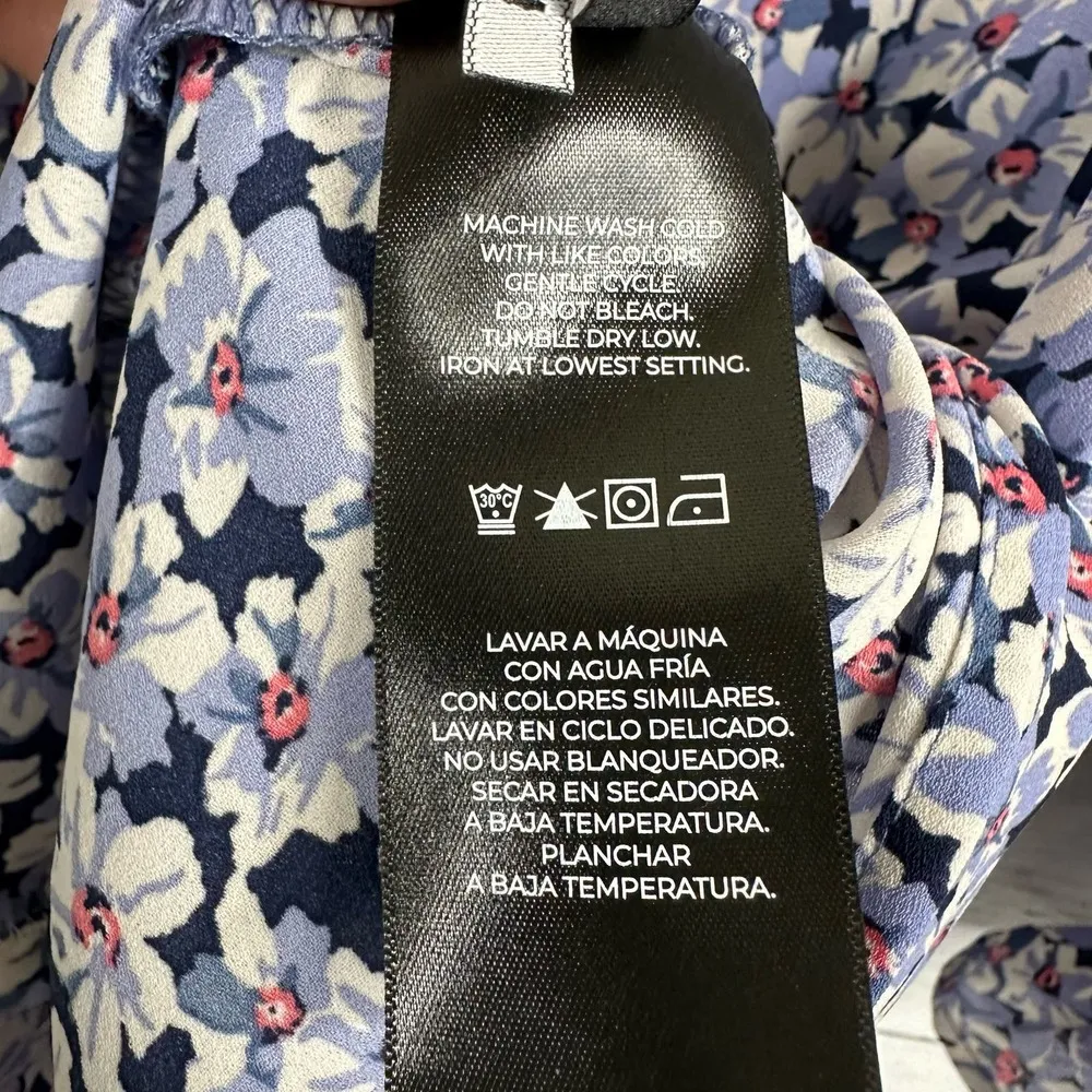 Well Worn  Womens size XXL Ditzy Floral V-Neck Ruffle 3/4 Sleeve Blouse Top Blue - Image 10