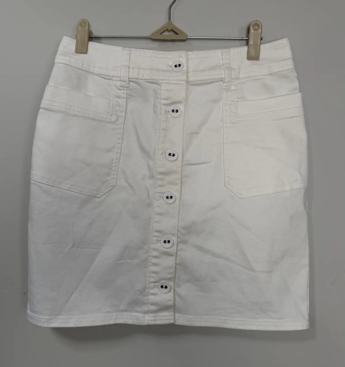Prana Kara Women's Size 4 White Organic Cotton Stretch Denim Pencil Skirt Button - Image 1