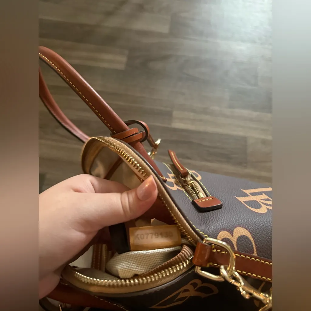 Authentic Dooney & Bourke pebble grain monogrammed domed satchel - Image 7