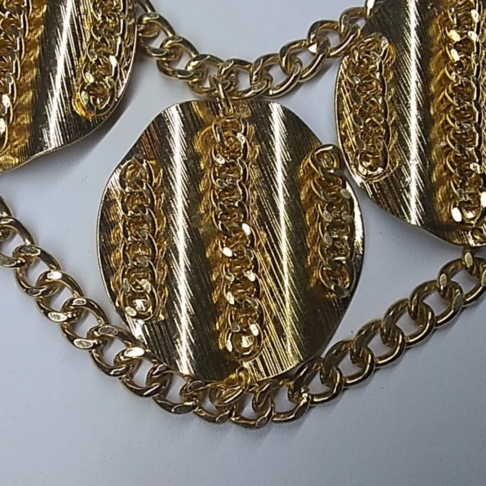 Ladies' NWOT Kiana Necklace - Image 2