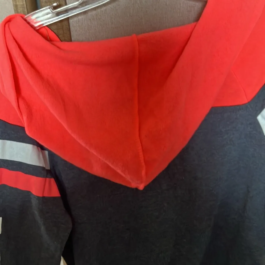 FINAL MARKDOWN Bobbie Brooks Vibrant Coral and grey hooded Fleece xl - Image 6