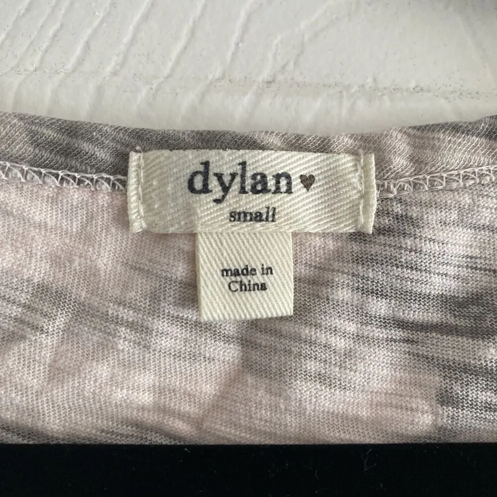 Dylan Revolve Women's V neck Camo Blouse Small‎ 100% Cotton - Image 3