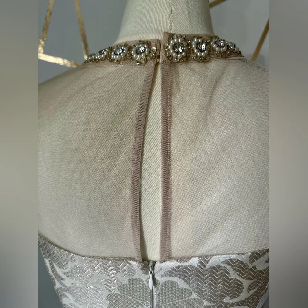 Maggy London Metallic Floral Midi Dress - Image 11