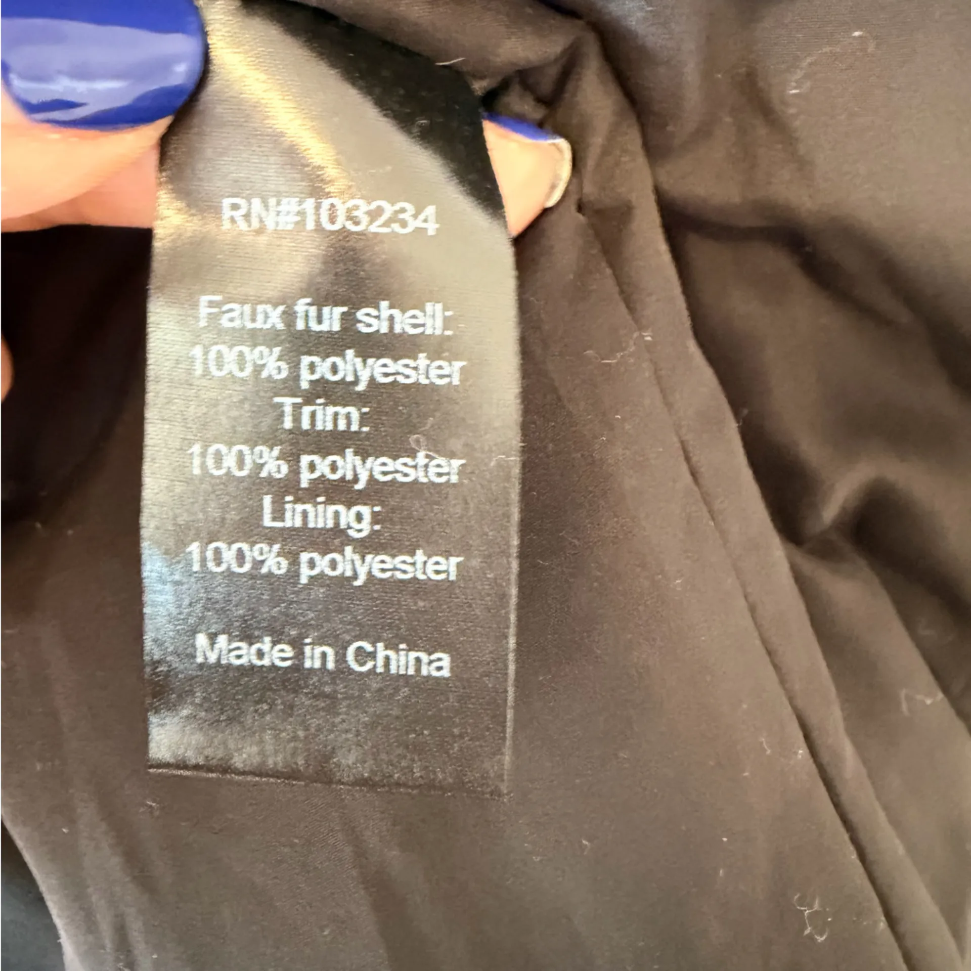 Adrienne Landau women's faux Sherpa vest in ivory and black size medium - Image 12