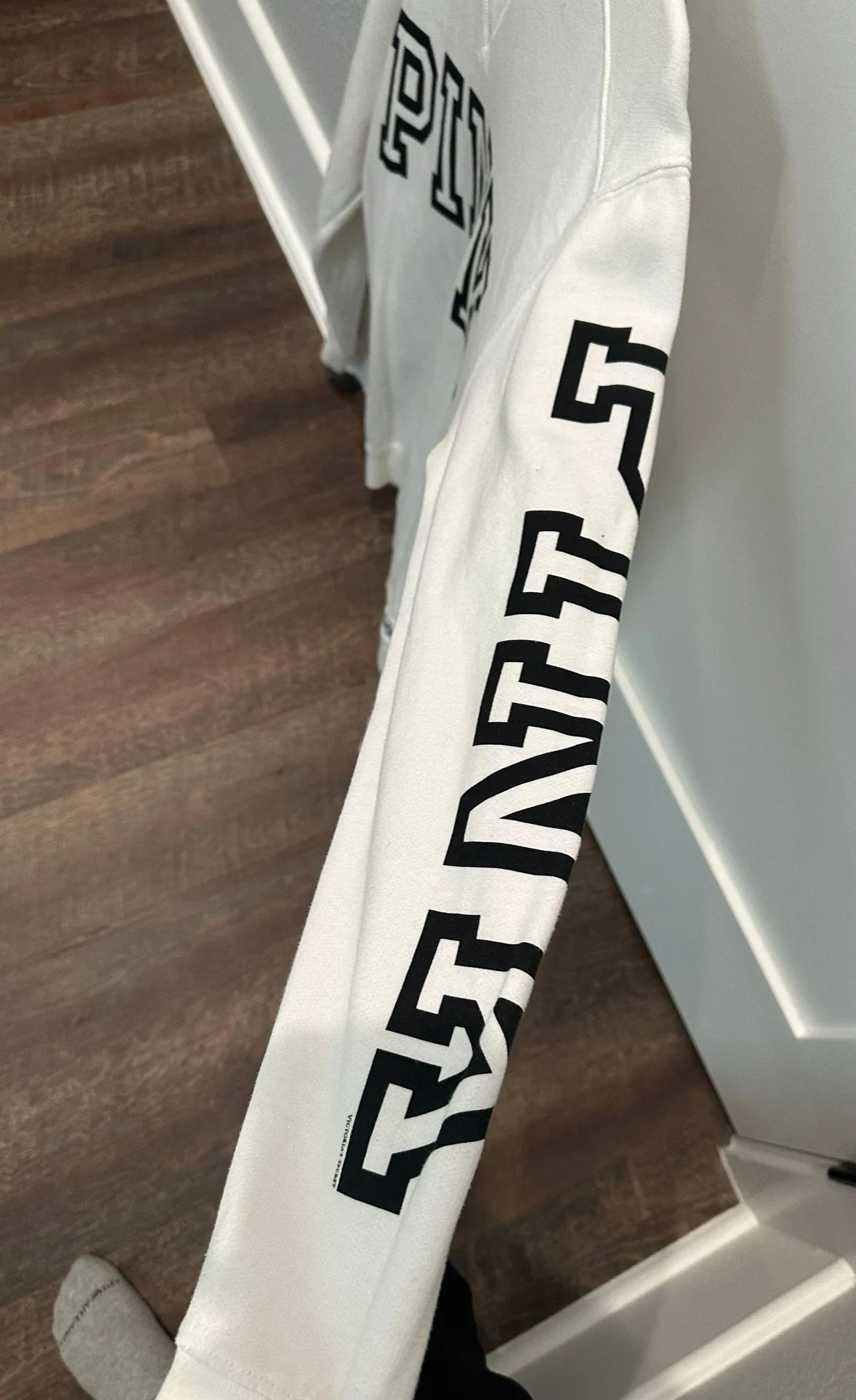 PINK Victoria’s Secret Pink Sweatshirts - Image 4