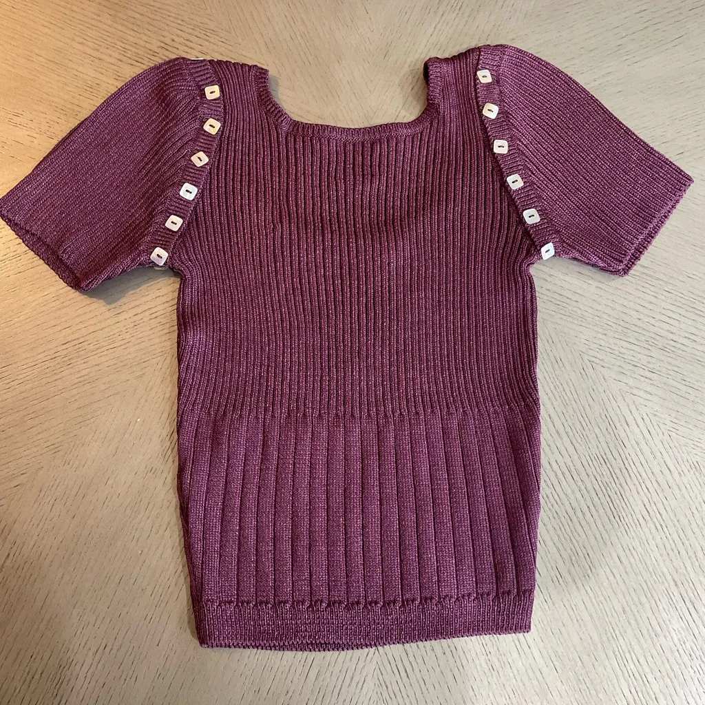 NIALL KNIT HOUSE Purple Short Sleeve Sweater Top with Button Accents size M Size M - Image 4
