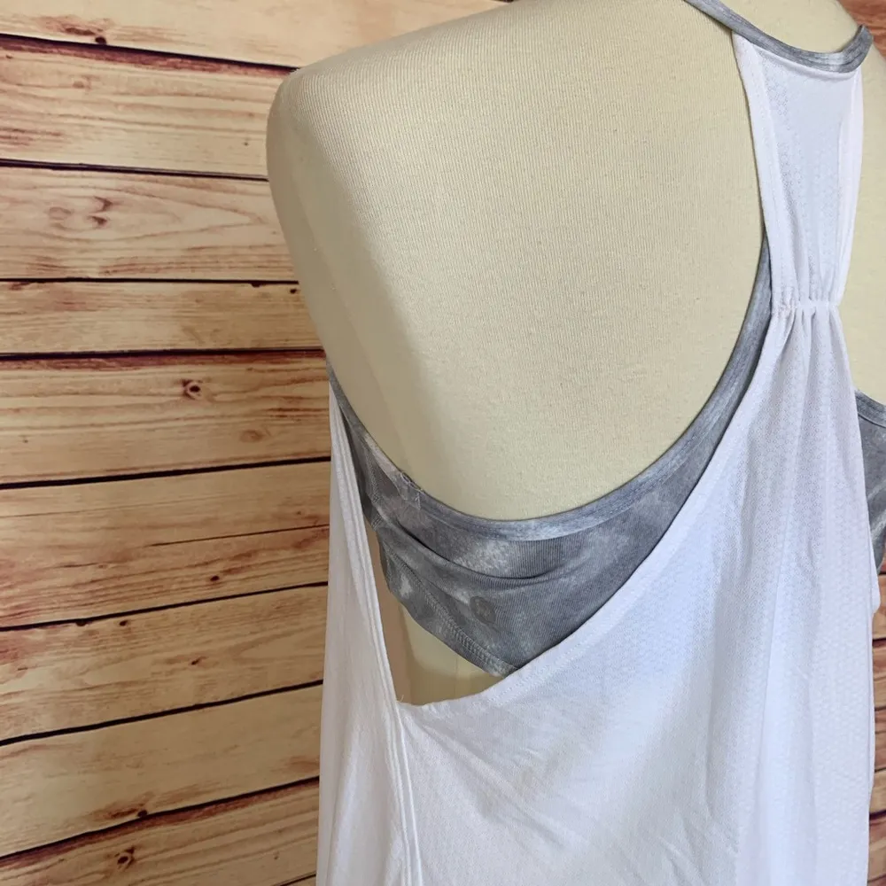 Lululemon Let It Loose Yoga Workout Tank, Size 6 - Image 3
