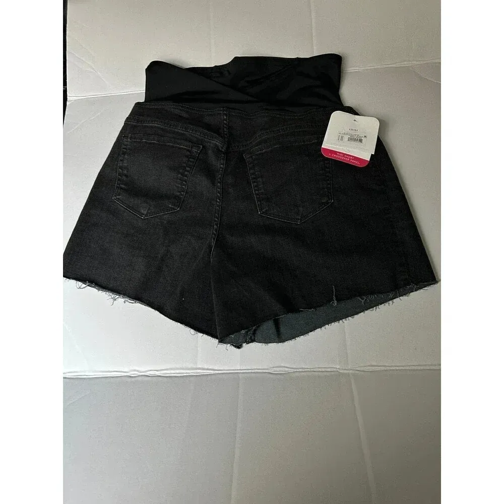 Ingrid & Isabel Maternity Midi Cut Off shorts 12/31 Black - Image 2