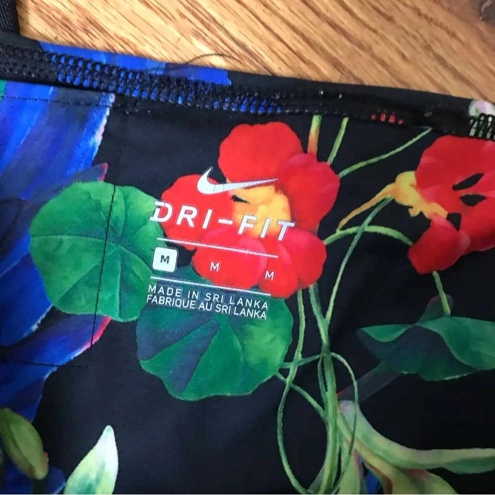 Nike Black/Blue Paradise Pattern Legging - Image 5